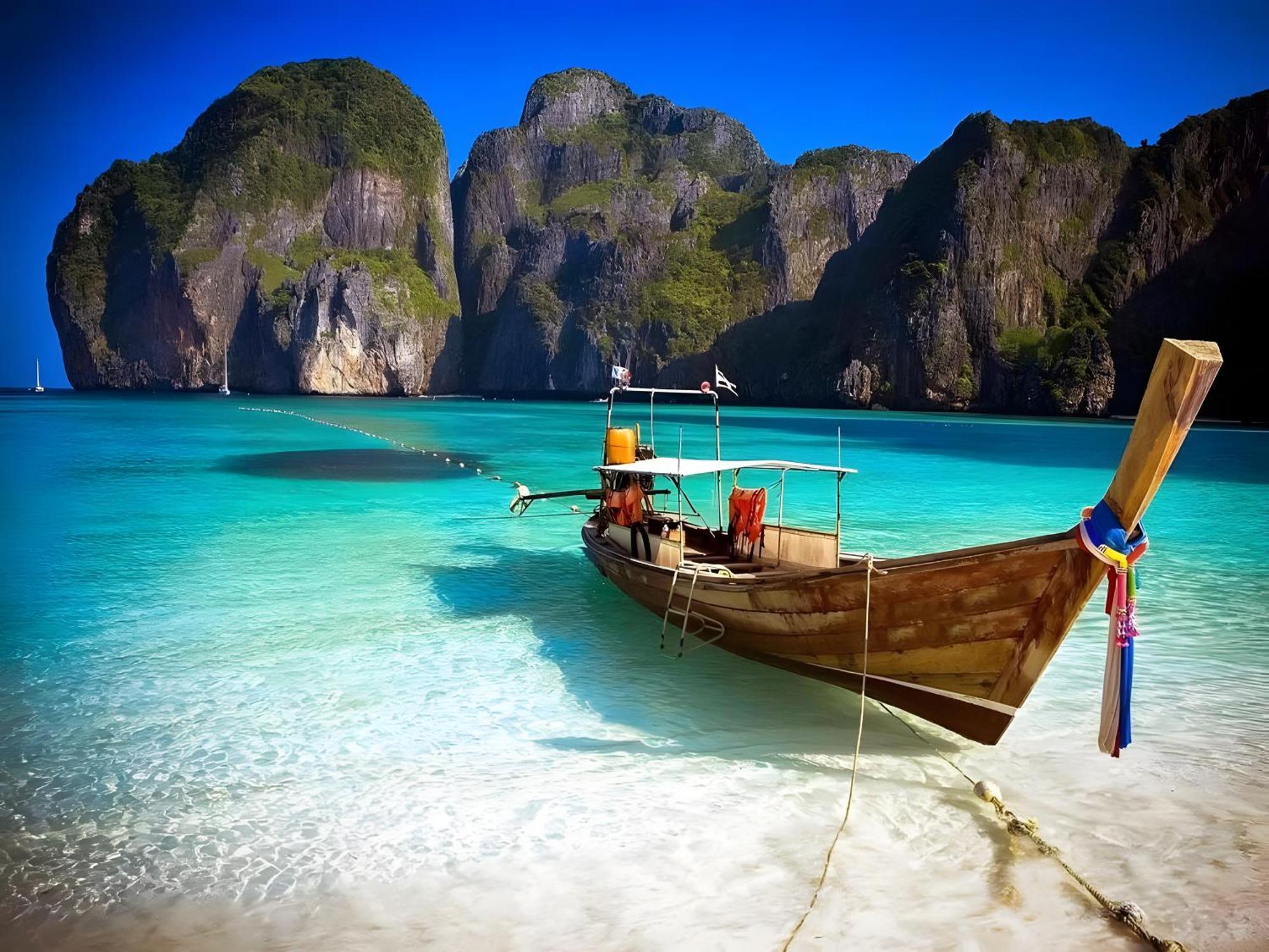 Go Inn Phuket Old Town โกอินน์ ภูเก็ตเมืองเก่า X Bagian luar foto